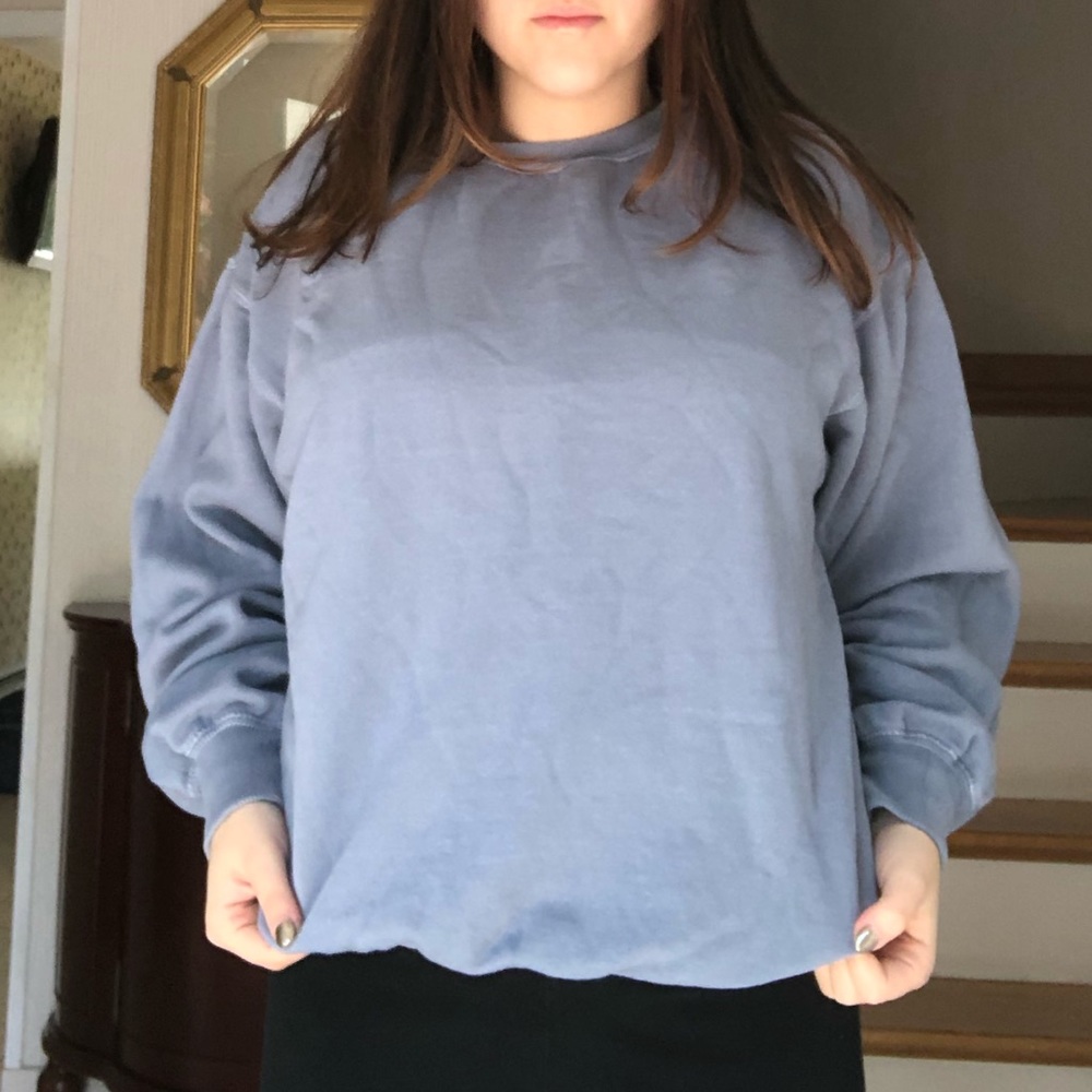 Brandy Melville Crewneck